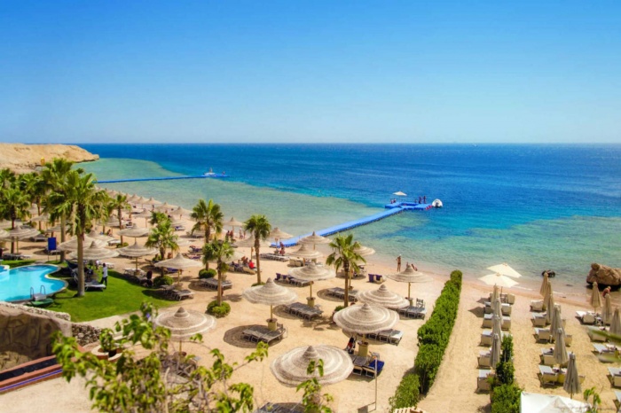 Отели Шарма Эль Шейха с песчаным заходом в море