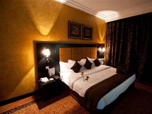 ОАЭ Royal Grand Suite Hotel  4* фото №1
