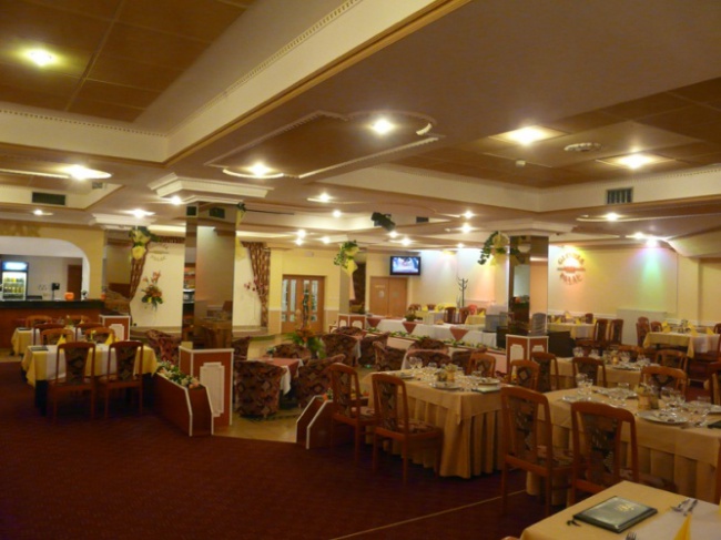 Gloria Palac фото №1