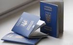 Закінчується термін дії закордонного паспорта, як отримати документ в іншому місті
