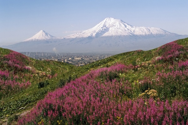 Армения  Майские каникулы в Армении