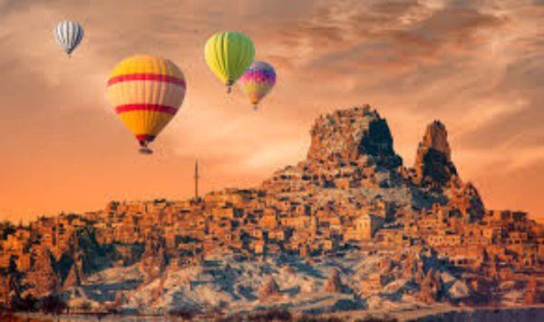 Каппадокия: Космические долины Анатолии