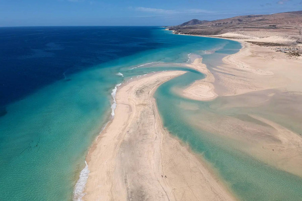 Фуэртевентура из Праги 2026